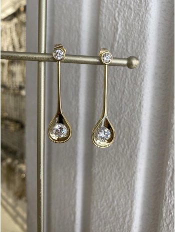 VIP Kaşık Model Zirkon Taş Detay Küpe