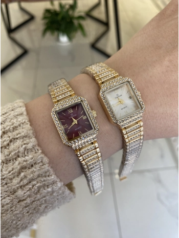 Dikdörtgen Kasa Zirkon Taş Detay Saat