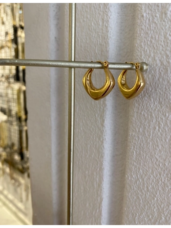 Çelik Bombeli Üçgen Küpe