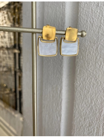 Çelik Kare Sedef Detay Küpe