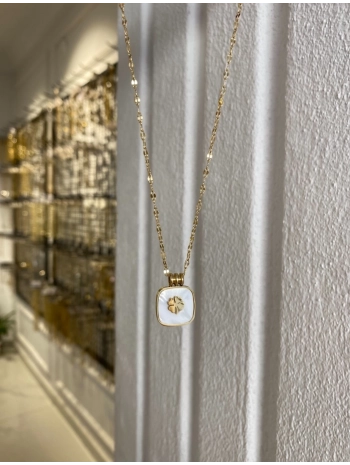 Çelik Kare Sedef Taş Üzeri Yonca Kolye