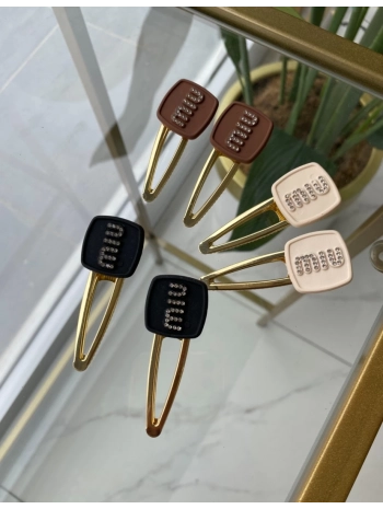 Marka Kare Detay Taşlı Pens Toka