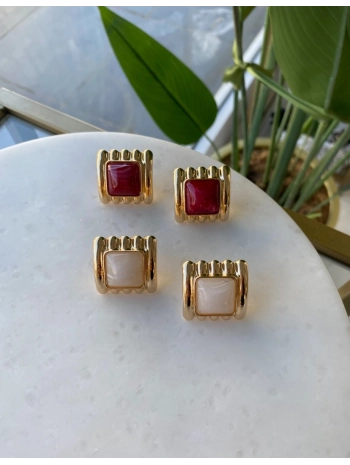 Özel Seri Bombe Kare Model Küpe