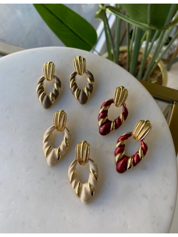 Özel Seri Burgu V Model Küpe