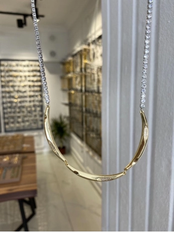 Özel Seri Yarım Ay Plaka Detay Su Yolu Kolye