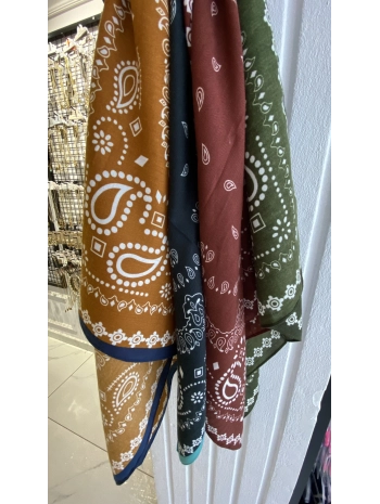 Renkli Etnik Desen 70x70 Pamuklu Fular