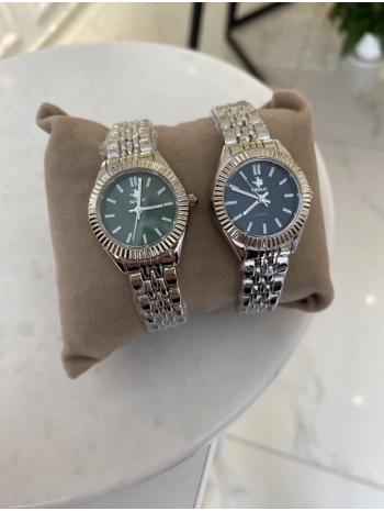 Tırtık Plaka Detay Yuvarlak Kasa Bijuteri Gümüş Renk Saat