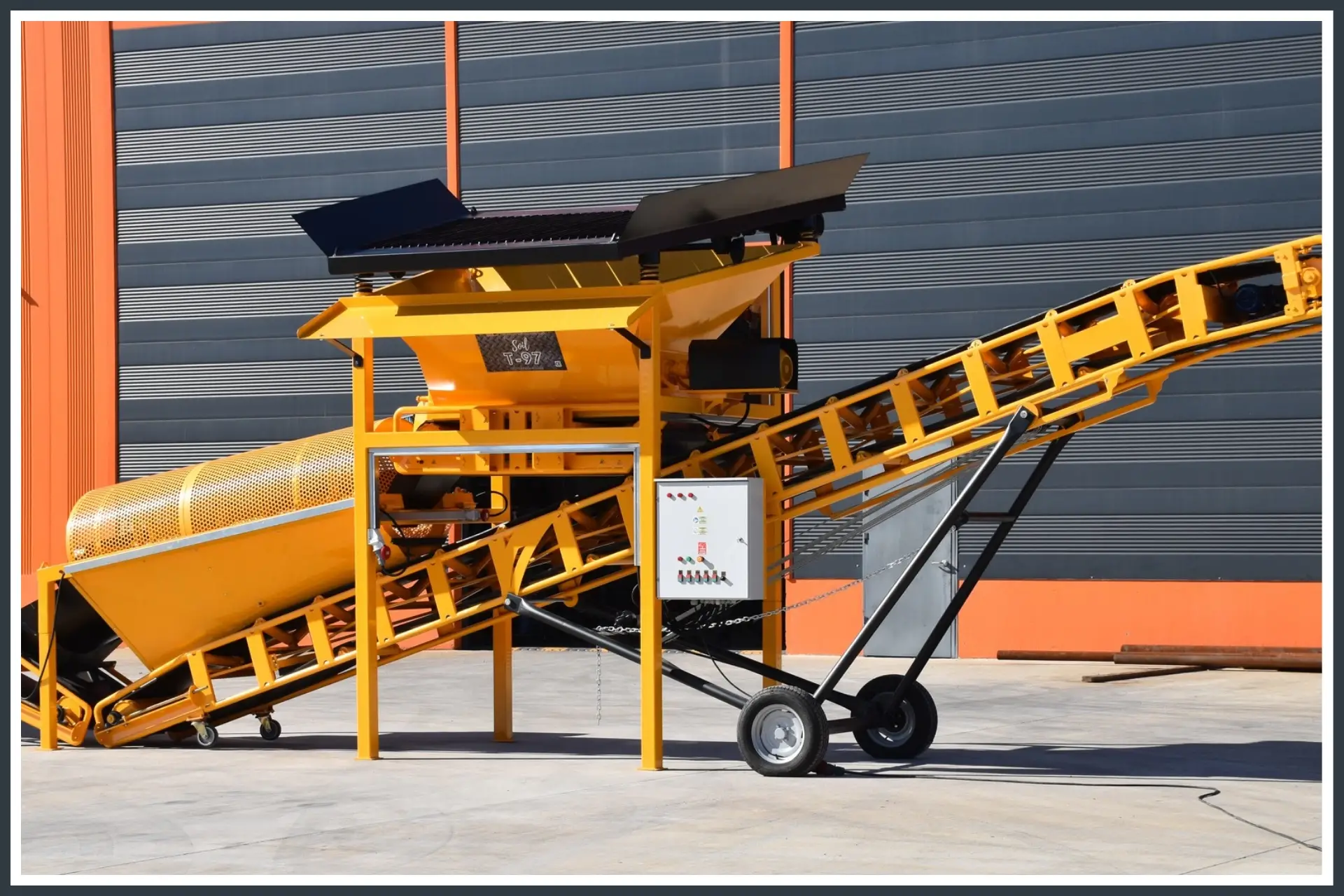 Soil Screening Machine