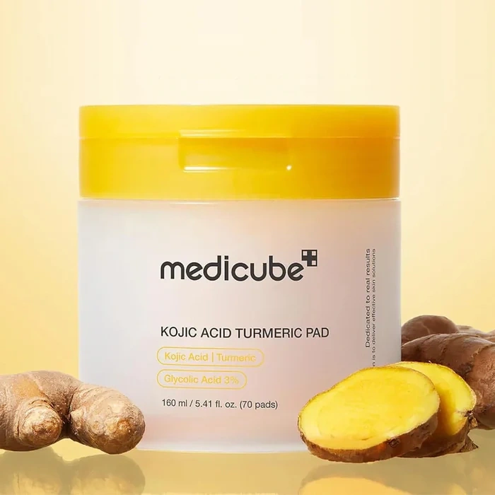 MEDICUBE KOJIC ACID TURMERIC PAD (Kojik Asit Zerdeçal Pedi)