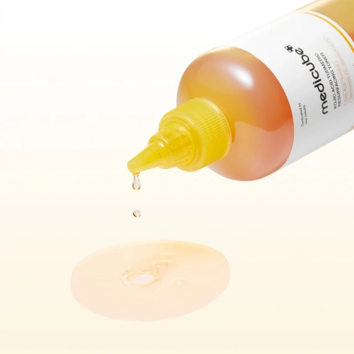MEDICUBE KOJIC ACID TURMERIC RESURFACING TONER 250ml (Yenileyici Tonik)