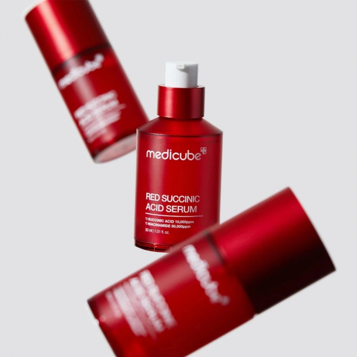 MEDICUBE RED SUCCINIC ACID CLARIFYING SERUM 30ml