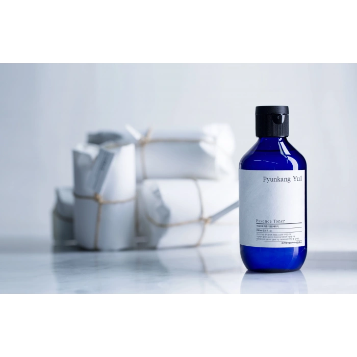 PYUNKANG YUL ESSENCE TONER 200 ML