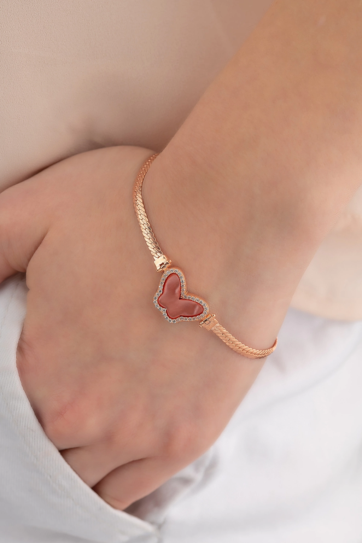 Gümüş İthal Zincirli Opal Taşlı Kelebek Bileklik