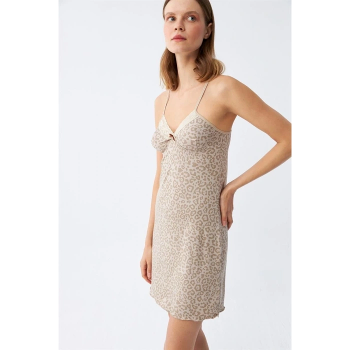 Moda Kadın Penye Vizon Leopar Desenli İp Askılı Gecelik