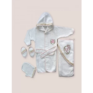 0-6 Ay Kaplan Nakışlı Bornozlu 5li Kız Bebek Havlu Silgi Takımı Pembe