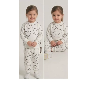 2-3-4-5 Yaş Kalp Baskılı Penye Çocuk Takımı