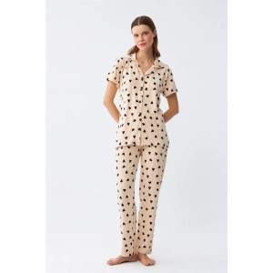 Moda Kadın Krem Rengi Kalp Desenli Önden Düğmeli Pijama Takımı