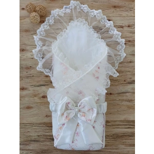 Yenidoğan Hanımeli Desenli Taç Nakışlı Delüks Kundak Bebek Battaniyesi Ekru