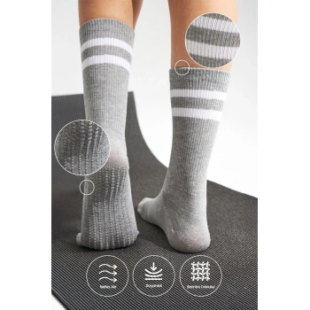 Bambu Kadın Gri Kaydırmaz Taban Silikon Baskı Yoga Fitness Pilates Bale Dans Tenis Çorabı
