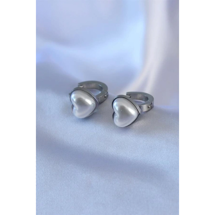 316L Çelik Gümüş Renk İncili Kalp Model Kadın Küpe