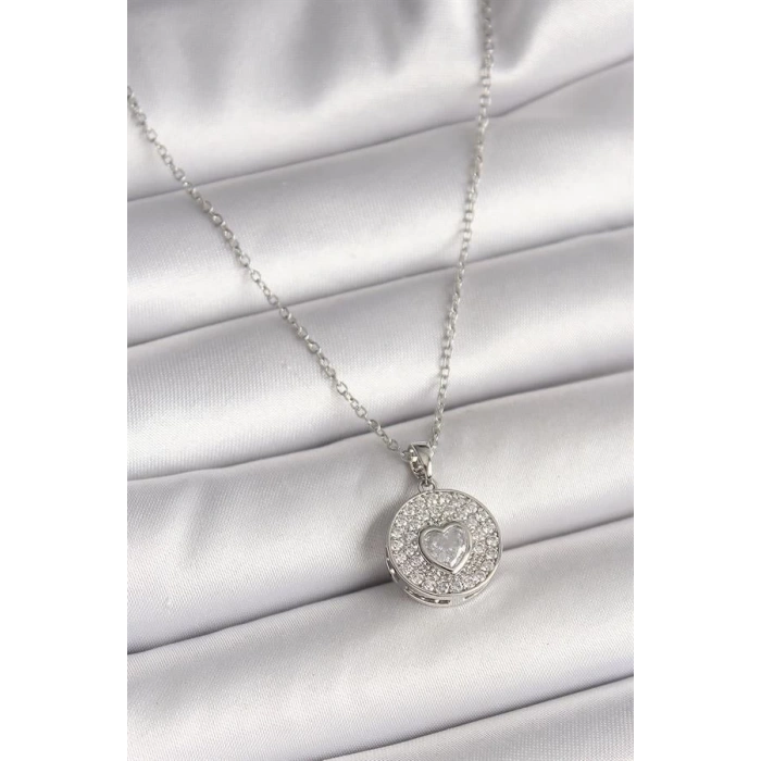 316L Çelik Gümüş Renk Zincir Zirkon Taşlı Kalp İşlemeli Madalyon Model Kadın Kolye