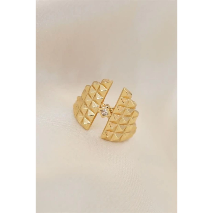 Ayarlamalı Gold Renk Metal Zirkon Taşlı Piramit Yüzük