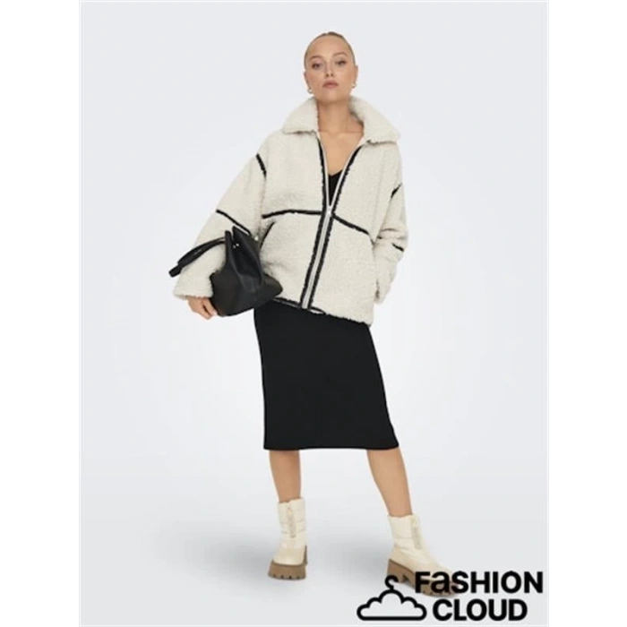 Deri Detaylı Oversize Kadın Ceket