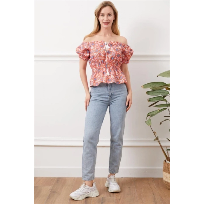 Madonna yaka çiçekli bluz