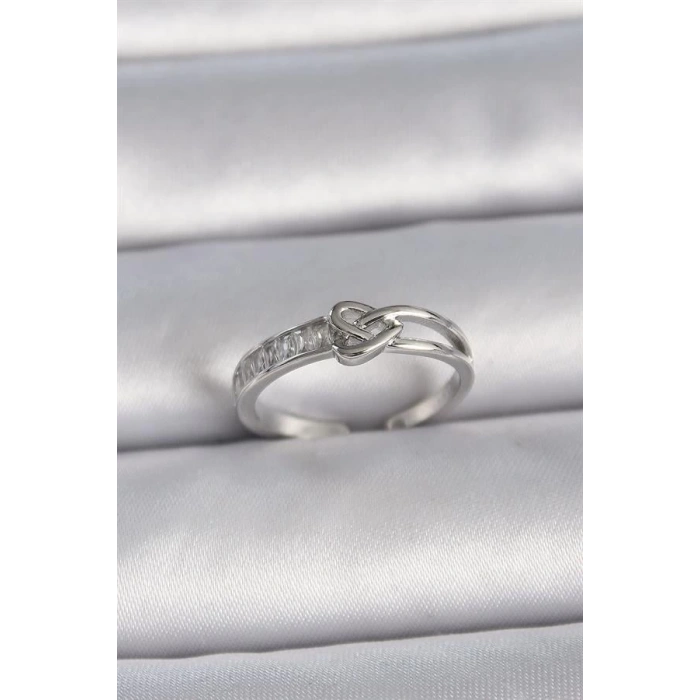 Pirinç Gümüş Renk Ayarlanabilir Zirkon Taşlı Düğüm Kalp Model Kadın Yüzük