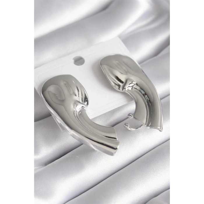 Pirinç Gümüş Renk İşlemeli Kadın Küpe