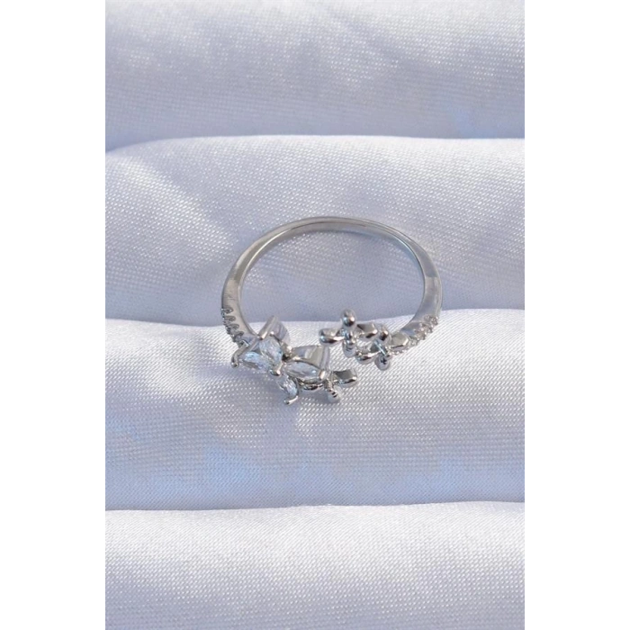 Pirinç Gümüş Renk Zirkon Taşlı Çiçek Model Ayarlanabilir Yüzük