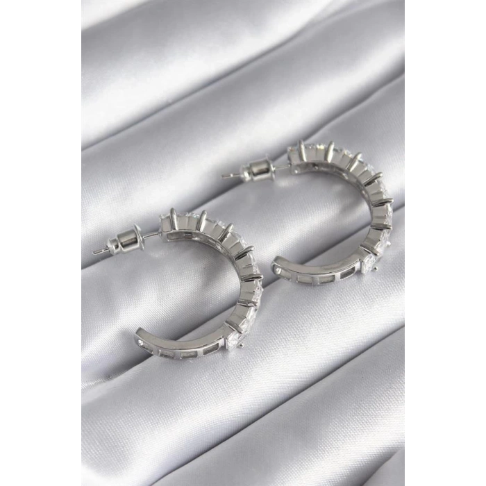 Pirinç Gümüş Renk Zirkon Taşlı Halka Model Kadın Küpe