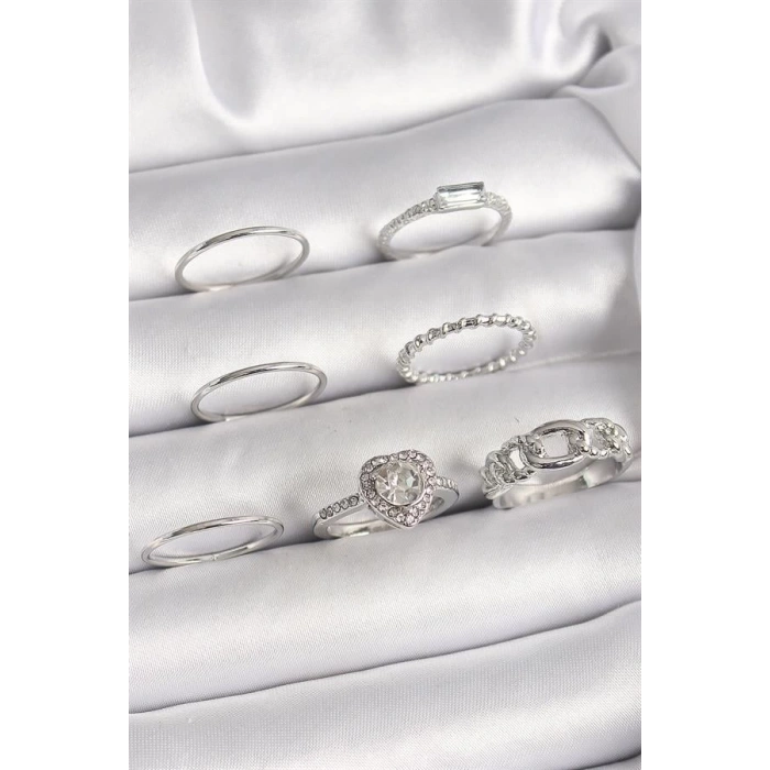 Pirinç Gümüş Renk Zirkon Taşlı Kalp Model Kadın Yüzük Kombini