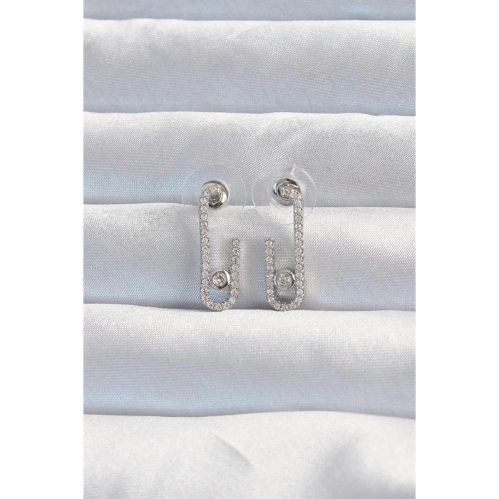 Pirinç Gümüş Renk Zirkon Taşlı Yarım Messika Küpe