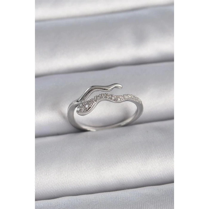 Pirinç Gümüş Renk Zirkon Taşlı Yılan Ayarlanabilir Model Kadın Yüzük