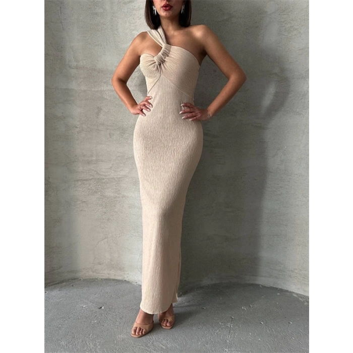 Tek omuz pliseli elbise