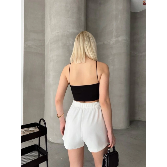 Tek yırtmajlı şort etek