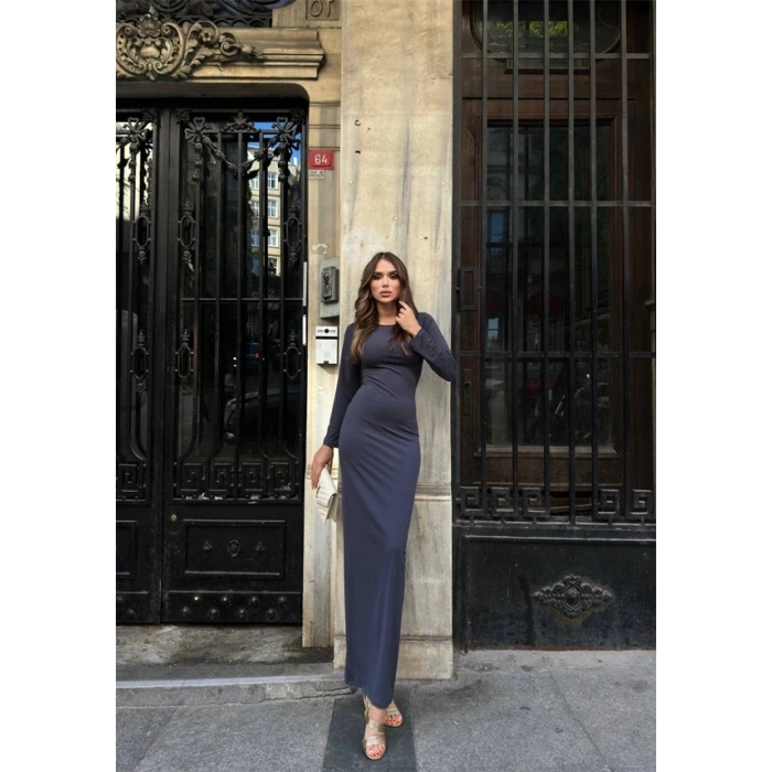 Uzun kollu uzun elbise