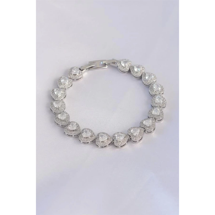 Vip Seri Pirinç Zirkon Taşlı Gümüş Renk Kalp Model Bileklik