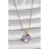316L Çelik Gold Renk Zincir Mor Çiçek İşlemeli İnci Detay Portre Model Kadın Kolye