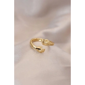 Ayarlamalı Altın Renk Metal Sarılan Eller Model Yüzük