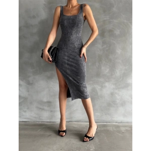 Kaşkorse aşit yıkamalı yırtmaçlı elbise