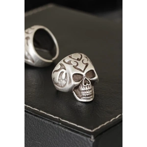 Kuru Kafa Tasarımlı Eskitme Gümüş Desenli Ayarlamalı Model Erkek Yüzük