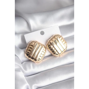 Pirinç Gold Renk İşleme Detay Kadın Küpe