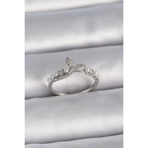 Pirinç Gümüş Renk Ayarlanabilir Zirkon Taşlı Balık Kuyruğu İnci Detay Model Kadın Yüzük