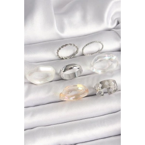 Pirinç Gümüş Renk Beyaz Akrilik Plastik Model Kutup Yıldız İşleme Detaylı Kadın Yüzük Kombini