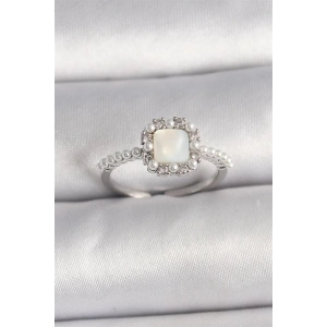 Pirinç Gümüş Renk İncili Kare Beyaz Mineli Ayarlanabilir Kadın Yüzük