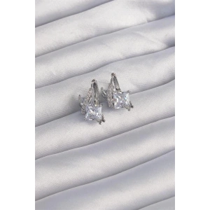 Pirinç Gümüş Renk İri Zirkon Taşlı Kıvrımlı Minimal Kelebekli Halka Küpe