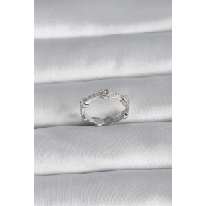 Pirinç Gümüş Renk Kalp Model Zirkon Taş Detay Kadın Yüzük