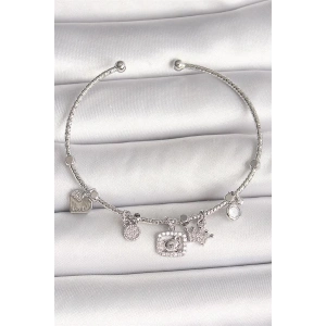 Pirinç Gümüş Renk Sallantı Zirkon Taşlı Ayıcık Figür Taç Detay Charm Kadın Bileklik